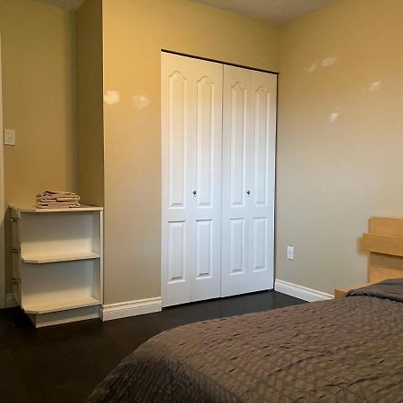 One Bedroom, One Living Room, One Kitchen And One Bathroom With Independent Access Ричмонд Экстерьер фото
